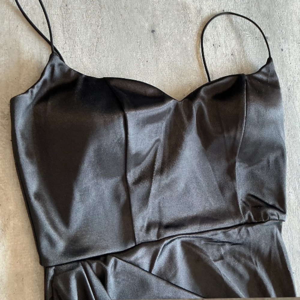 Elegant Black Satin Midi Dress Sweetheart Cut Side Slit Size Small NWT - Picture 4 of 8